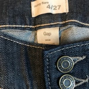 Brand New Gap Jean crops